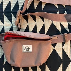 Herschel Fanny Pack - Dusty Rose